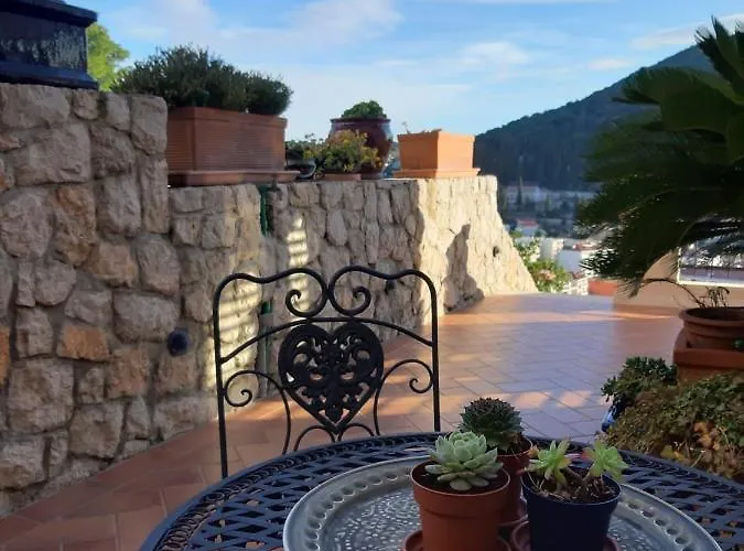 Luxury Sea View *