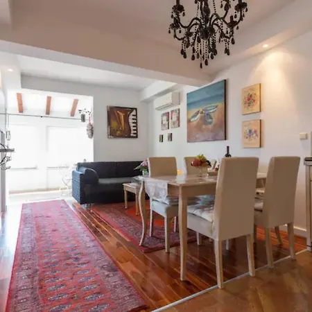 Luxury Sea View Apartment