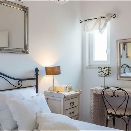 Luxury Sea View Apartment *